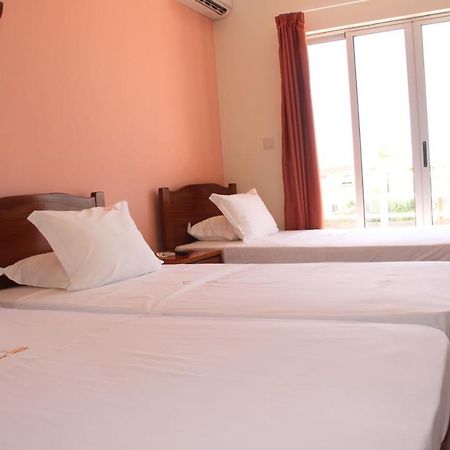Restaurante Residencial Nova Cidade Porto Novo  Ngoại thất bức ảnh