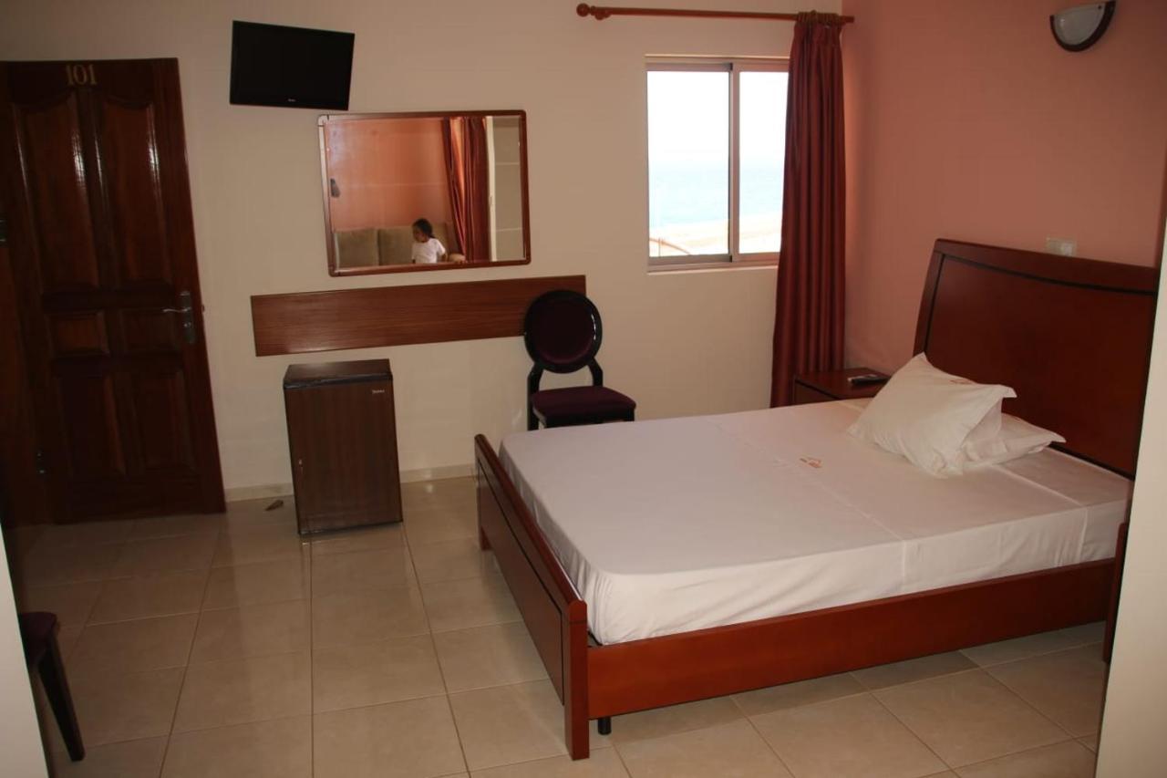 Restaurante Residencial Nova Cidade Porto Novo  Ngoại thất bức ảnh