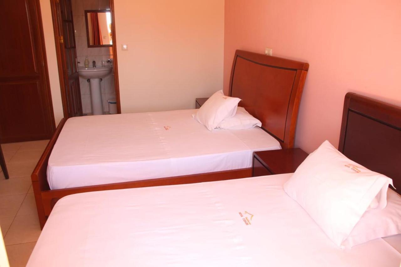 Restaurante Residencial Nova Cidade Porto Novo  Ngoại thất bức ảnh