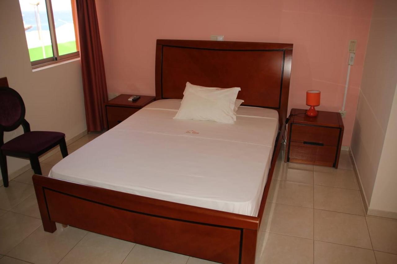 Restaurante Residencial Nova Cidade Porto Novo  Ngoại thất bức ảnh