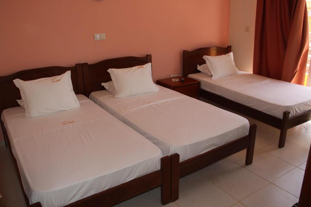Restaurante Residencial Nova Cidade Porto Novo  Ngoại thất bức ảnh