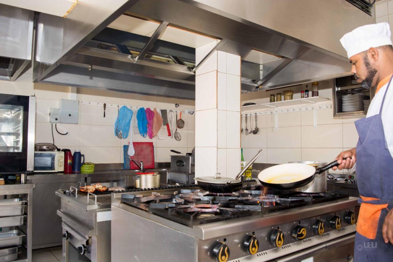 Restaurante Residencial Nova Cidade Porto Novo  Ngoại thất bức ảnh